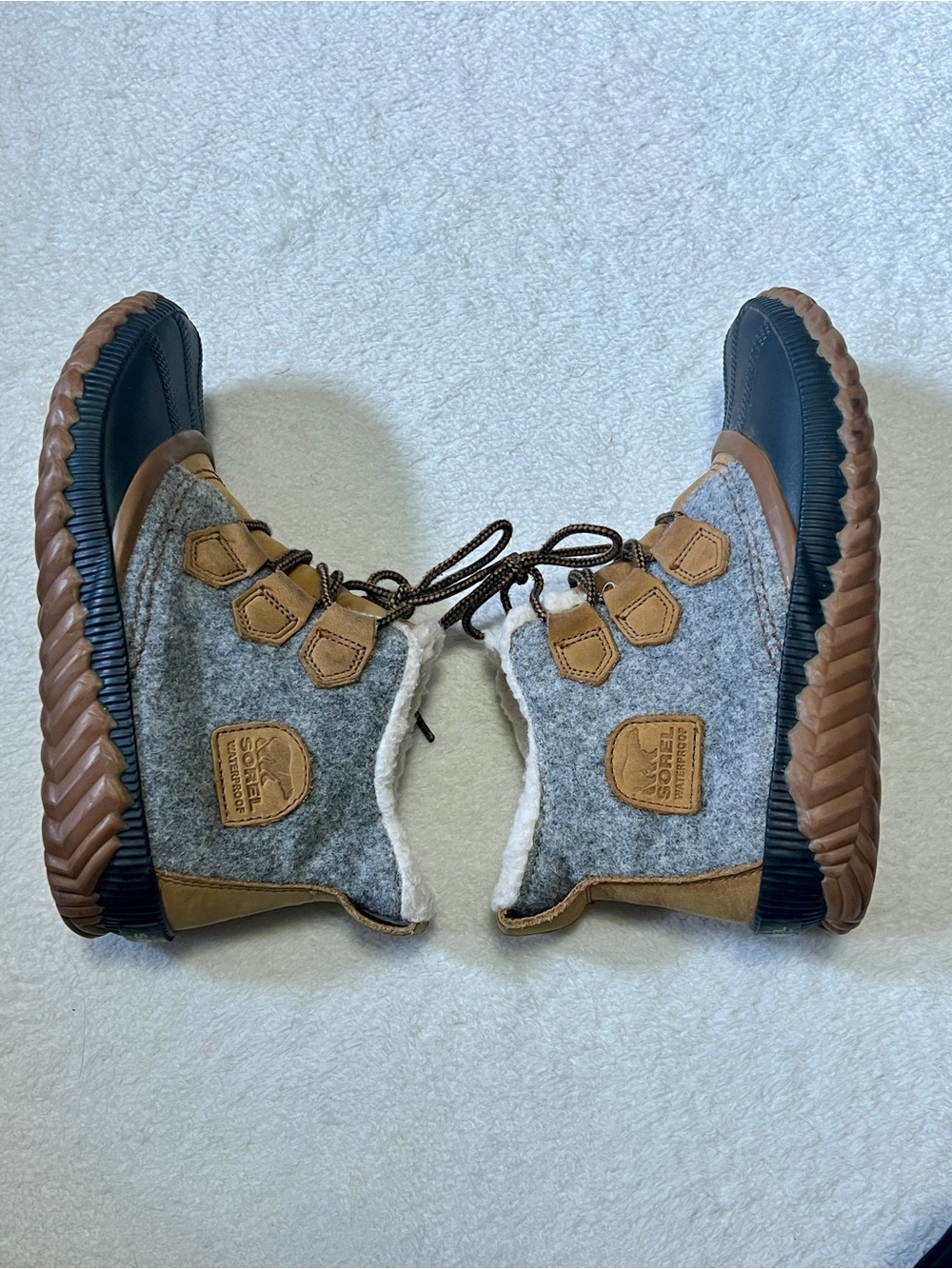 Sorel Out 'N About Waterproof Felt Duck Boots - Size 7 - Picture 10 of 14